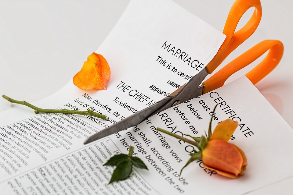 Pourquoi faire appel à un avocat pour divorcer ?