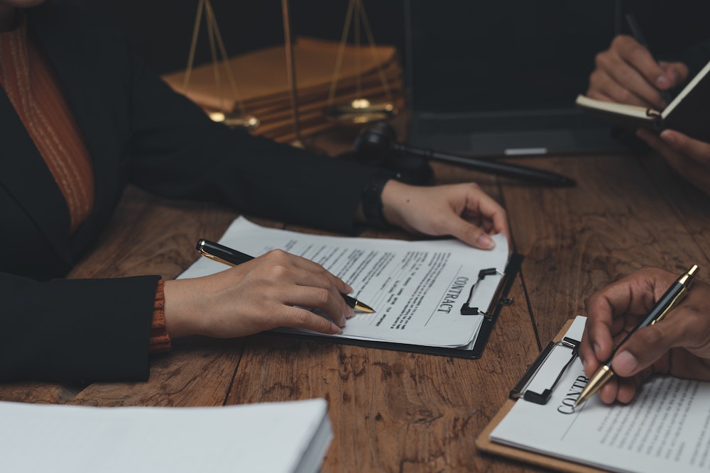 La clause d'exclusivité : un élément essentiel du contrat à maîtriser