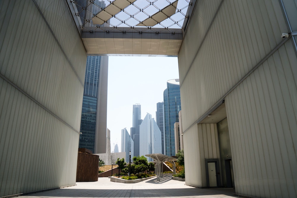 Création de société en Free Zone à Dubaï : Un guide juridique complet