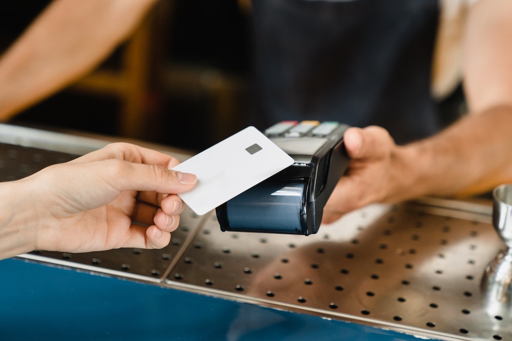 Cartes bancaires, chèques, espèces : quels moyens de paiement êtes-vous obligés d’accepter ?