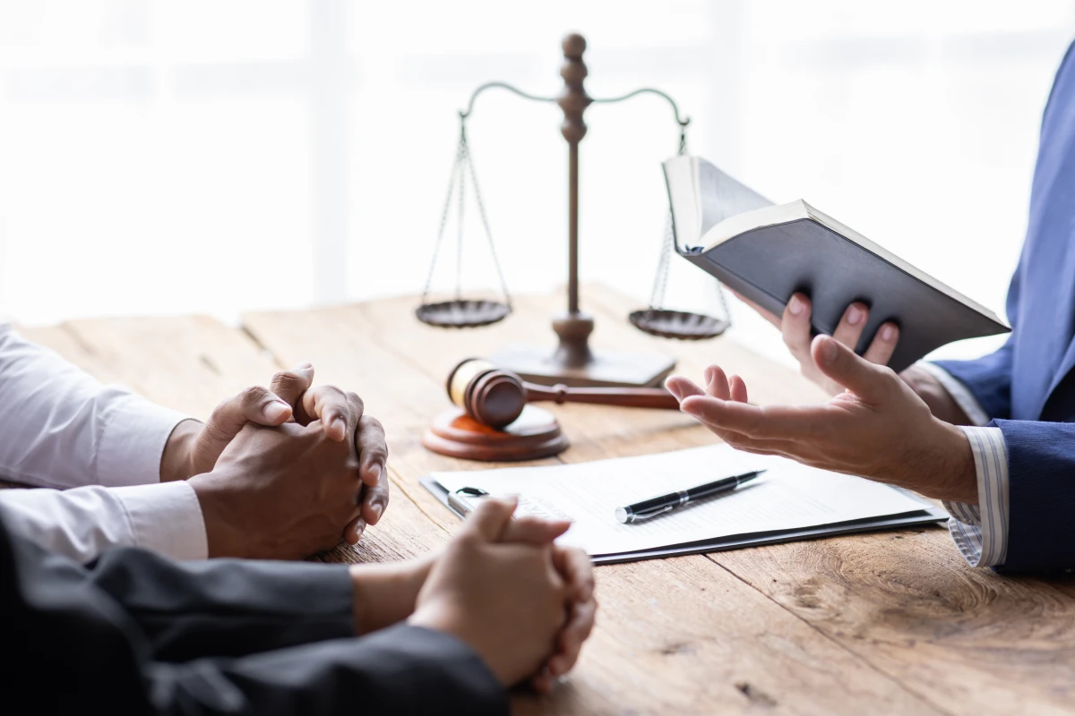 Effacer une condamnation du casier judiciaire : démarches et conseils d'avocat